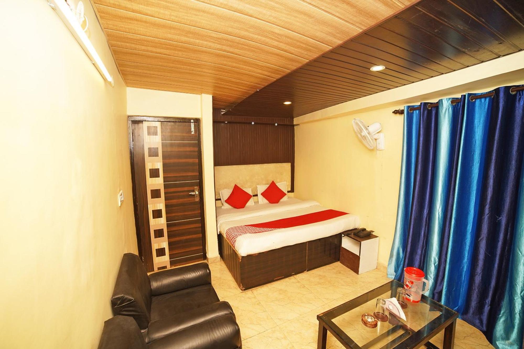 Oyo Flagship 8594 Golden Nest Hotel Nainital Exterior photo