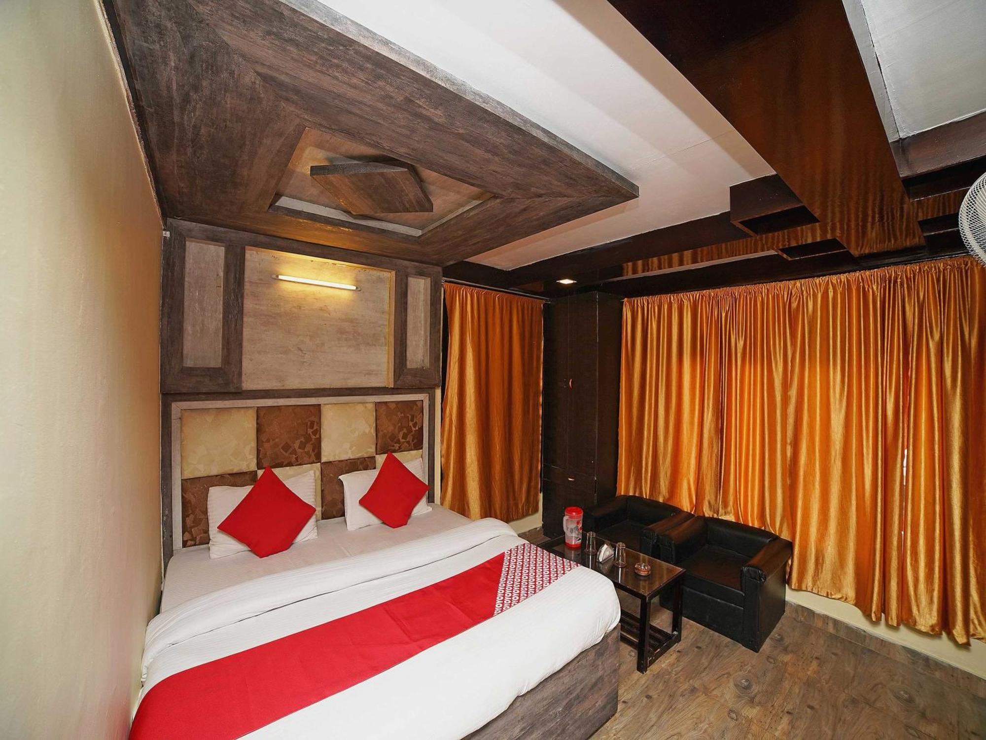 Oyo Flagship 8594 Golden Nest Hotel Nainital Exterior photo