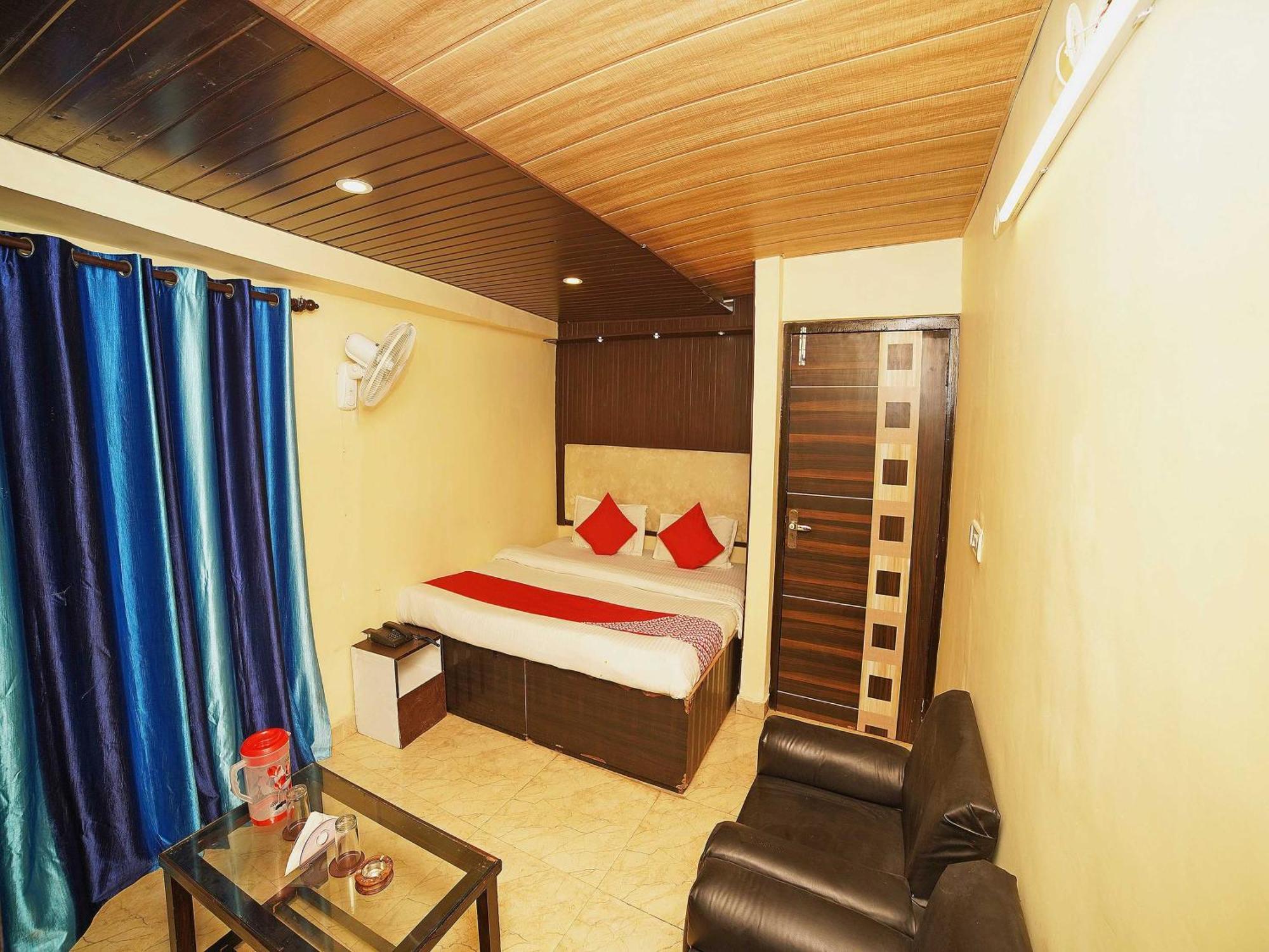 Oyo Flagship 8594 Golden Nest Hotel Nainital Exterior photo